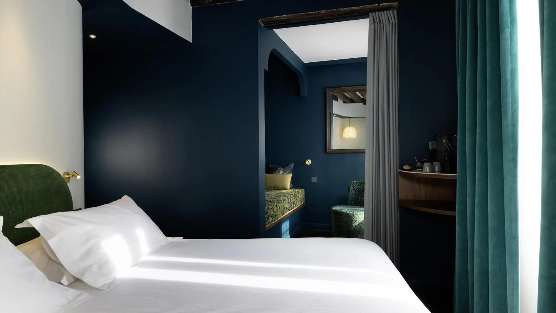 Hotel L De Lutece - Notre-Dame Paris