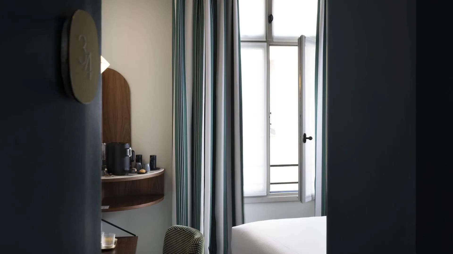 Hotel L De Lutece - Notre-Dame Paris Frankreich