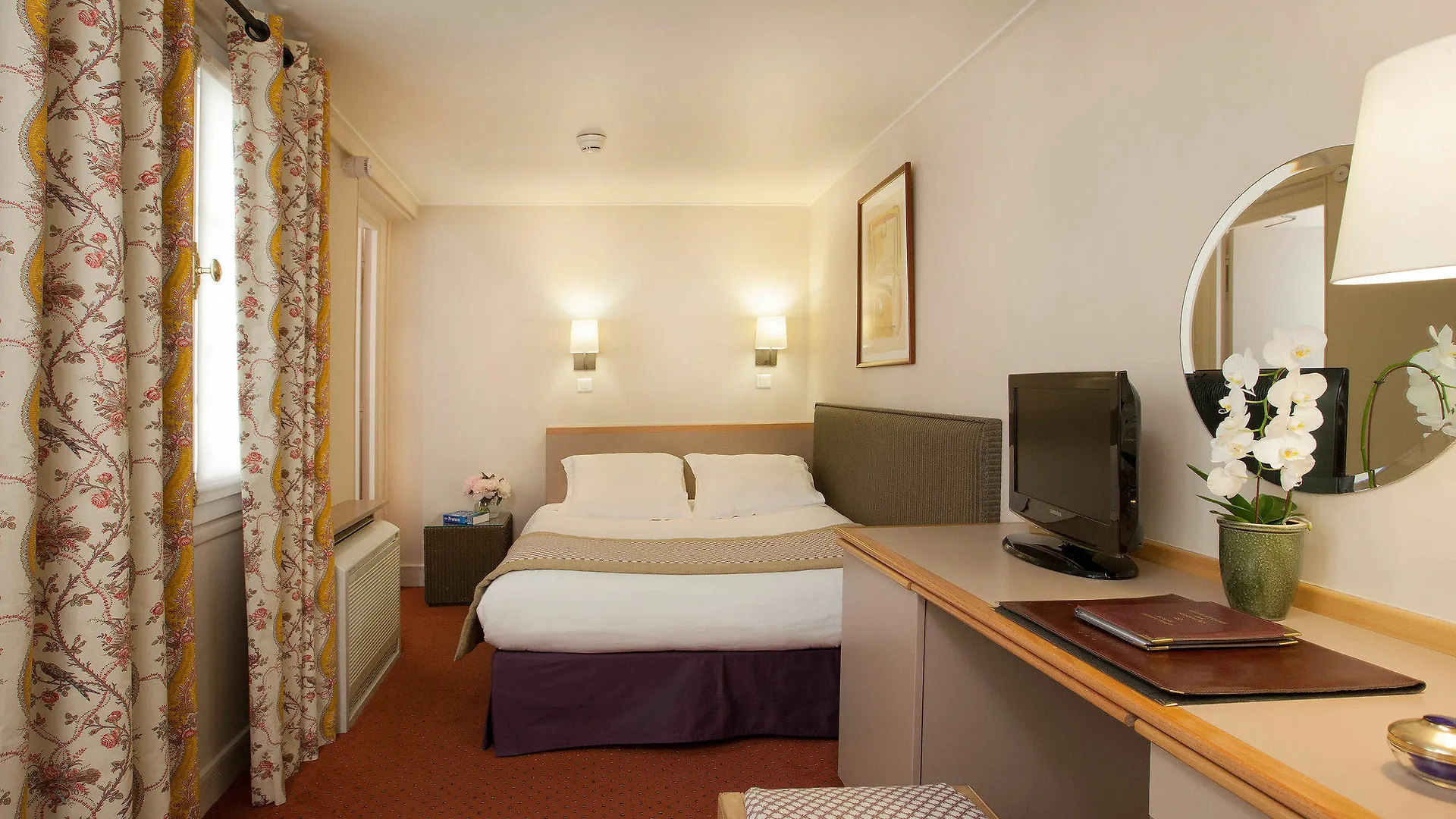 Hotel L De Lutece - Notre-Dame Paris 4*,